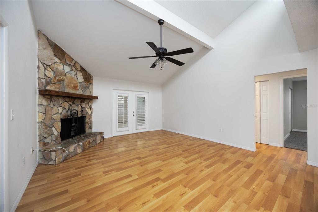 4148 Lancaster Dr #4148 - Photo 7 of 40