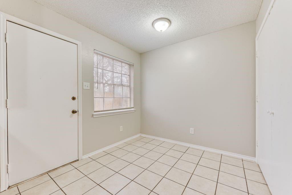 1726 W Sanford St #1726B - Photo 4 of 13