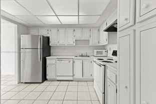 18011 Biscayne Boulevard - Photo 1 of 1