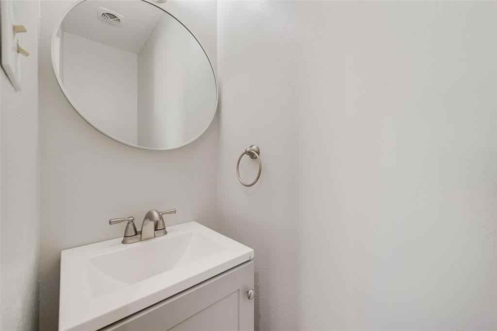 219 Hillcrest St #219 - Photo 4 of 27