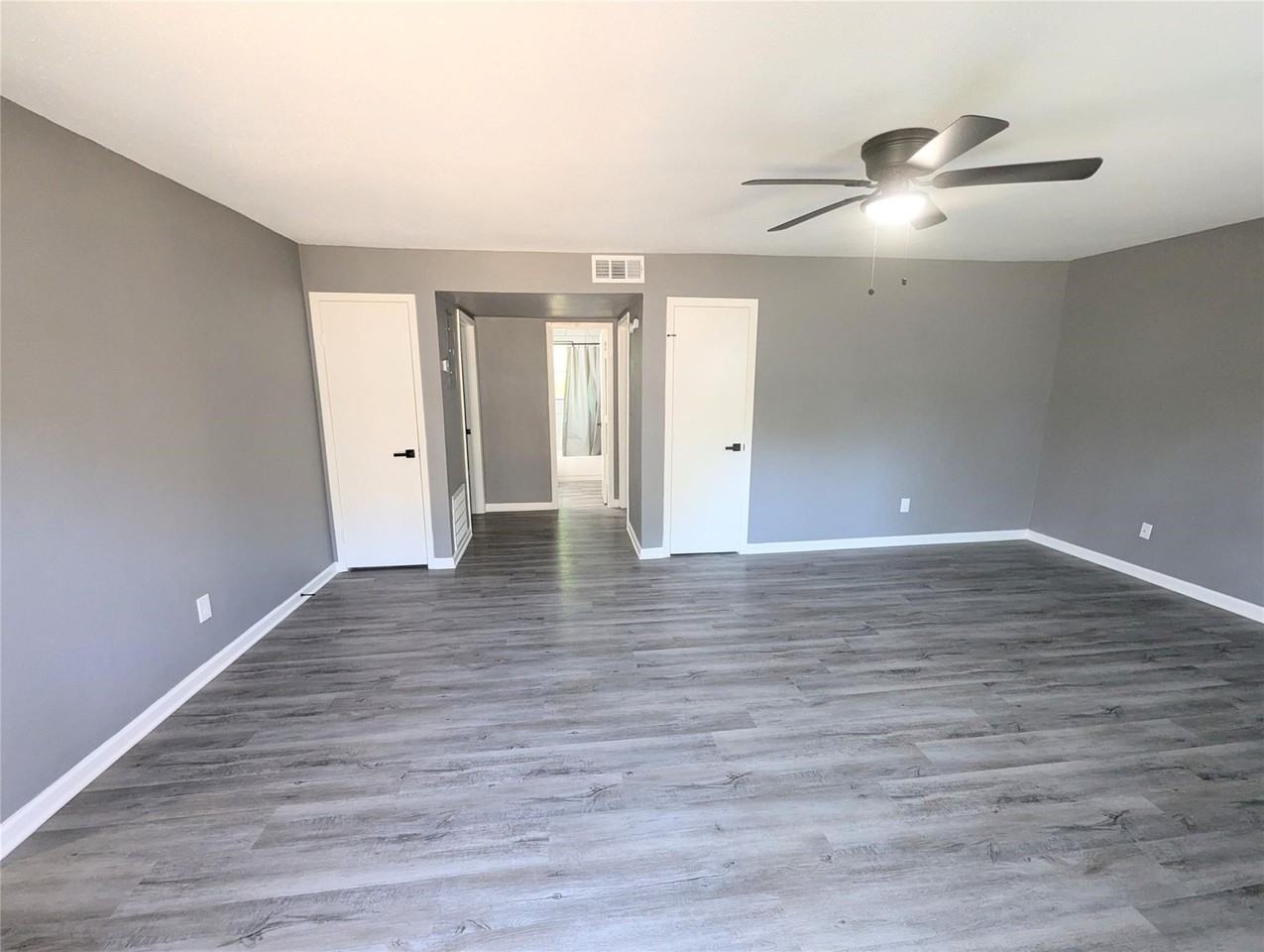 2015 Rosalee St #2015-1 - Photo 4 of 25