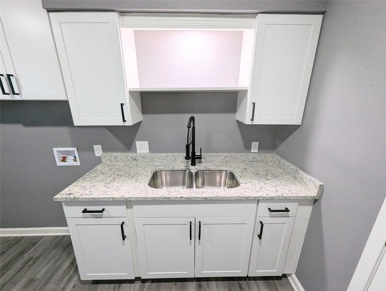 2015 Rosalee St #2015-1 - Photo 7 of 25