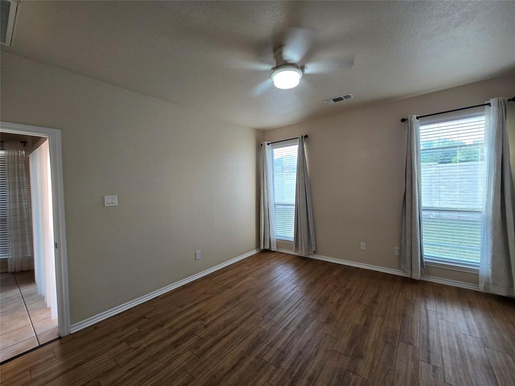 624 Caravan Dr #624 - Photo 2 of 26