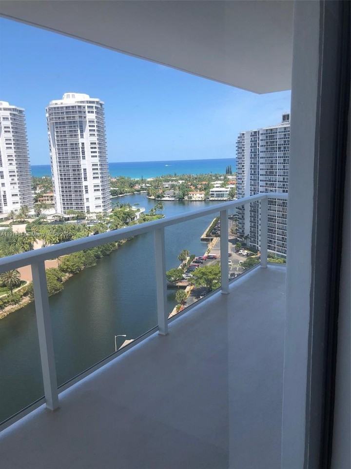 Aventura Blvd #3701-1901 - Photo 4 of 13