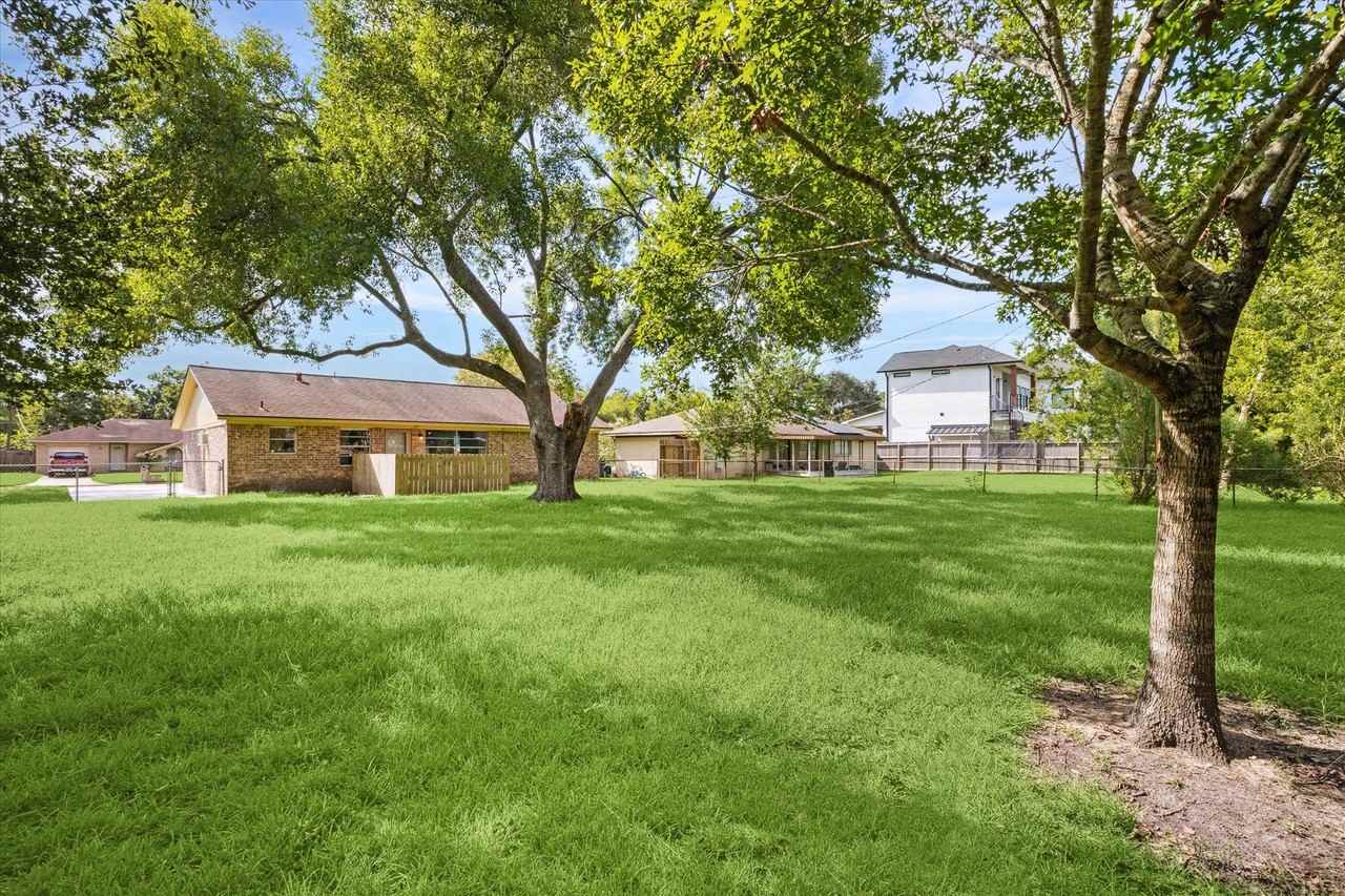 108 Annette Ln #108 - Photo 4 of 11