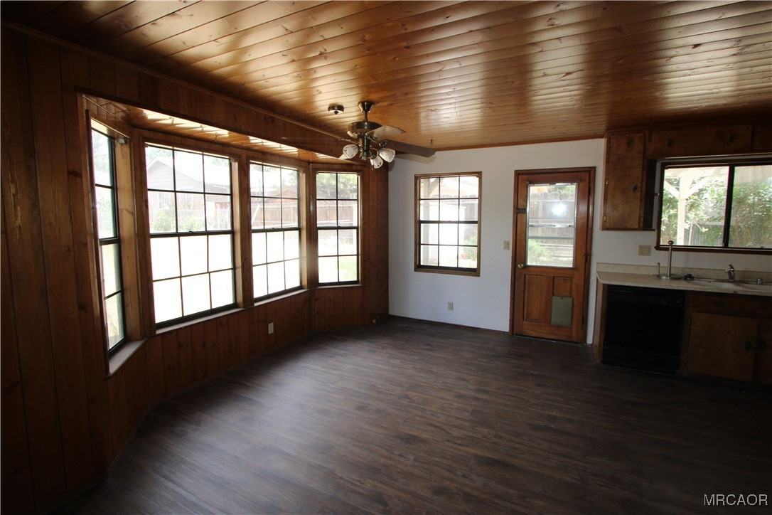 1324 East Country Club Boulevard #1324 - Photo 2 of 20