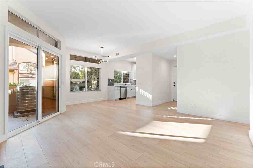 13 Silvertide Drive #13