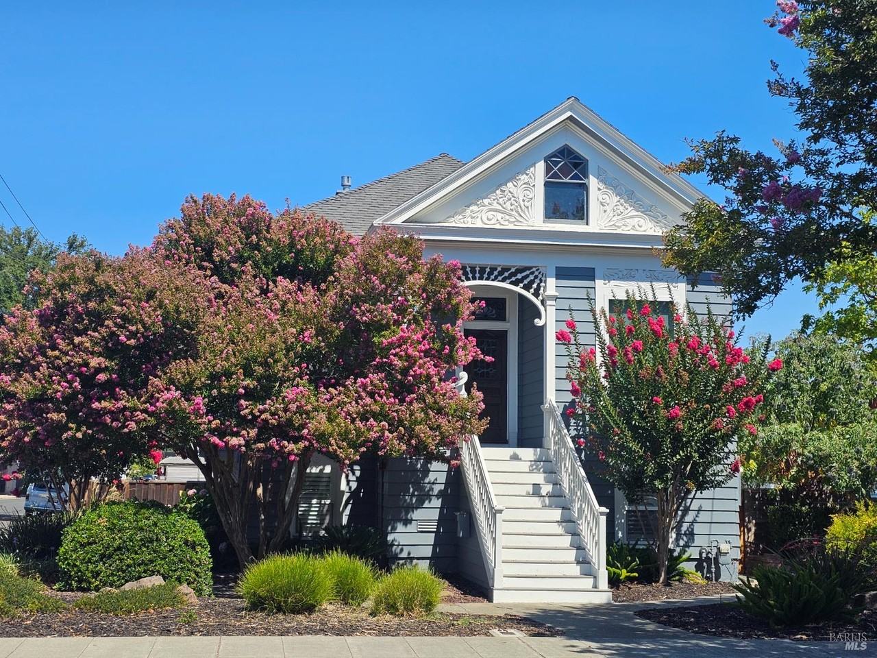 1542 Main Street #1542A