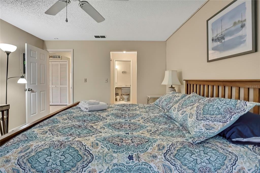 9135 Lingrove Road #9135 - Photo 7 of 38