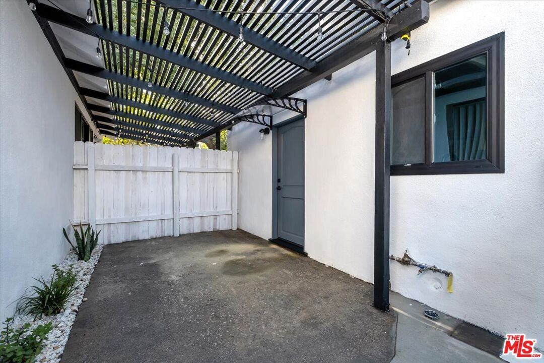 7421 Amigo Avenue #7421 - Photo 3 of 10