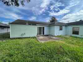 featured image of 5942 Ridgeway Drive #5942