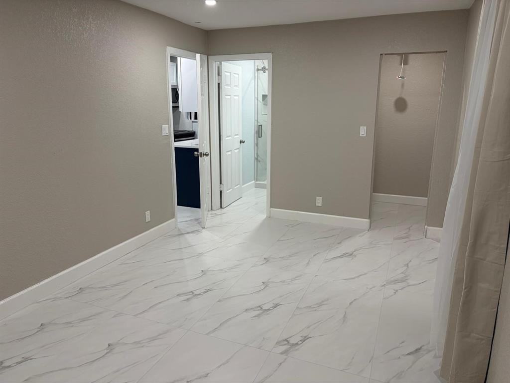 1201 Nw 29th Ter #1201 - Photo 3 of 23