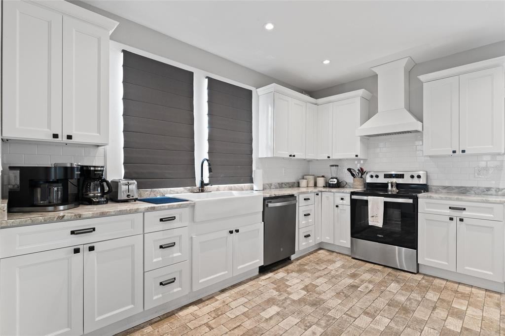 4 West Orange Street #4 - Photo 3 of 39