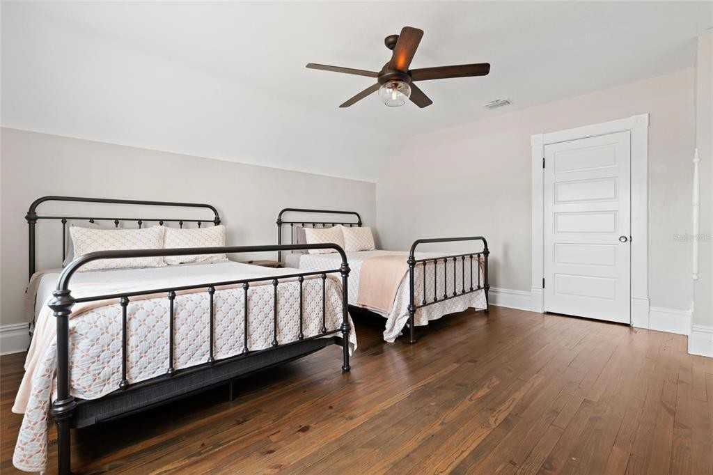 4 West Orange Street #4 - Photo 4 of 39