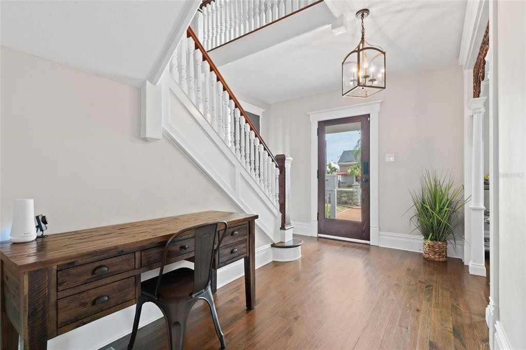 4 West Orange Street #4 - Photo 7 of 39