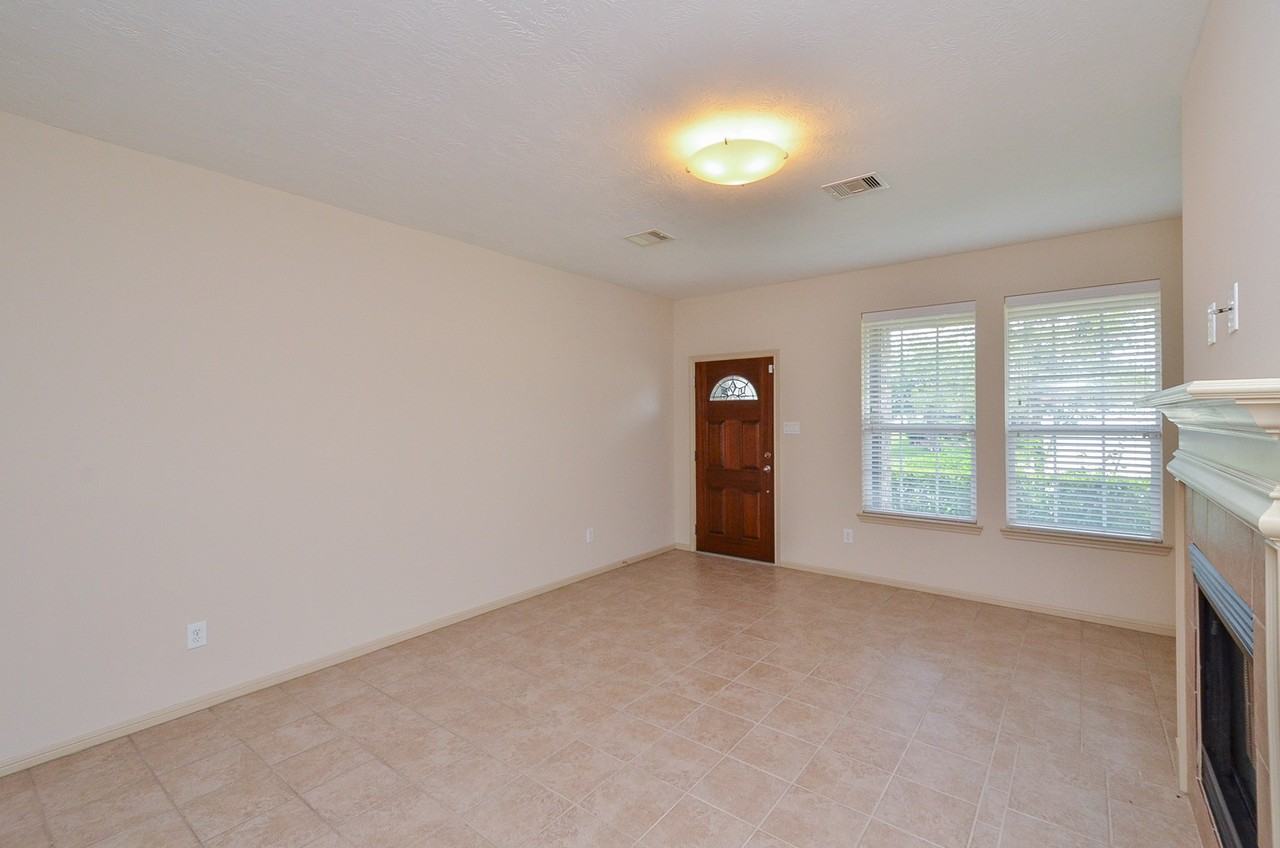 25135 Ginger Ranch Drive #25135 - Photo 7 of 32