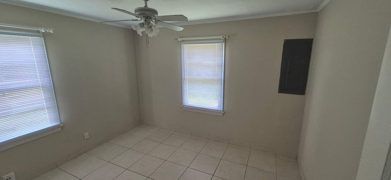 1955 41st Ave #1955 - Photo 3 of 11