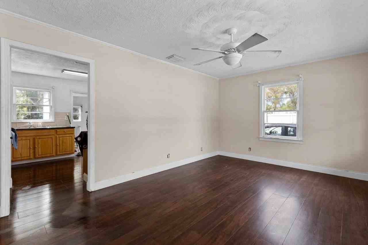 1955 41st Ave #1955 - Photo 4 of 11