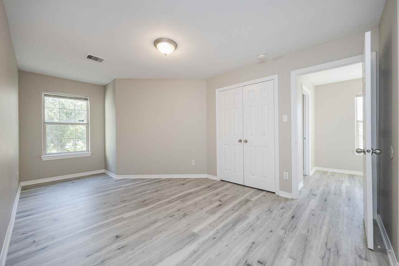 4624 Larkspur Street #4624B - Photo 4 of 49