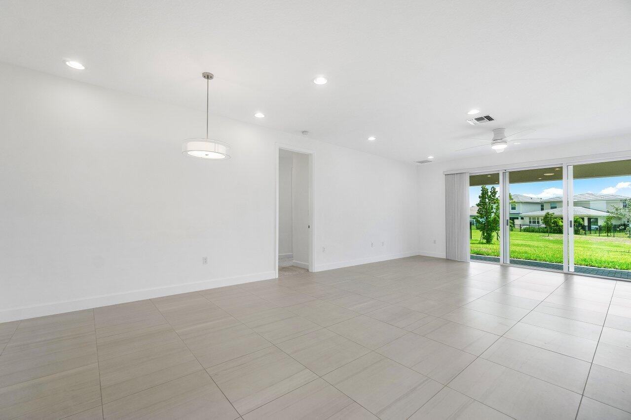 1375 Harvester Crossing #1375 - Photo 4 of 50