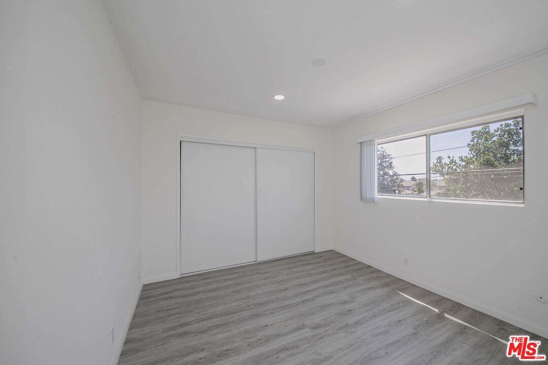 711 Sierra Vista Avenue #711U - Photo 5 of 25