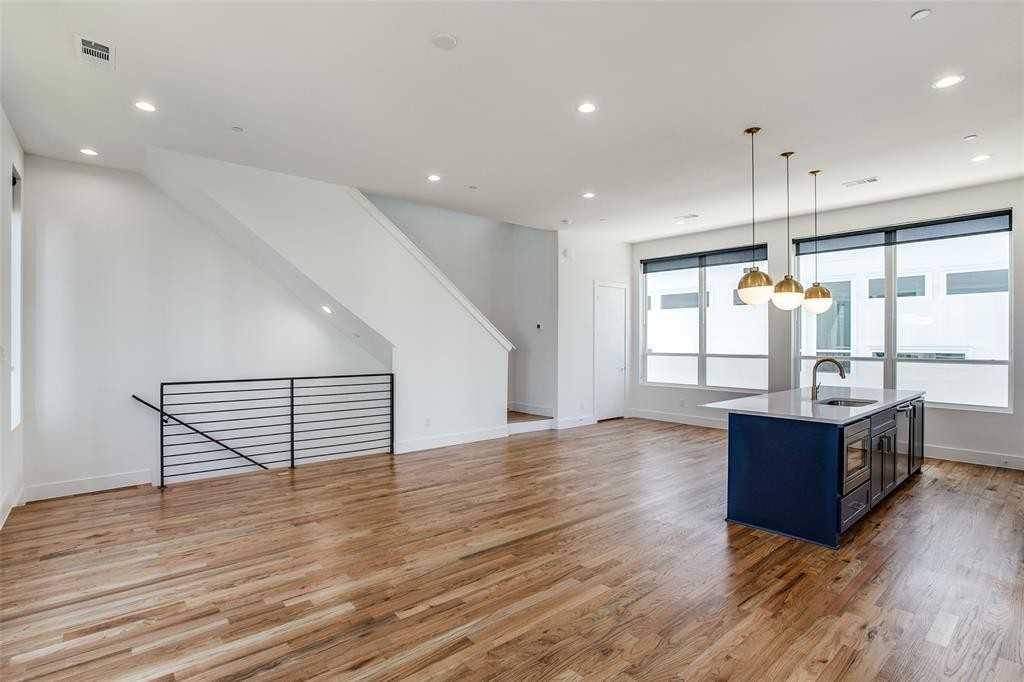 5714 Lindell Ave #5714-105 - Photo 6 of 24