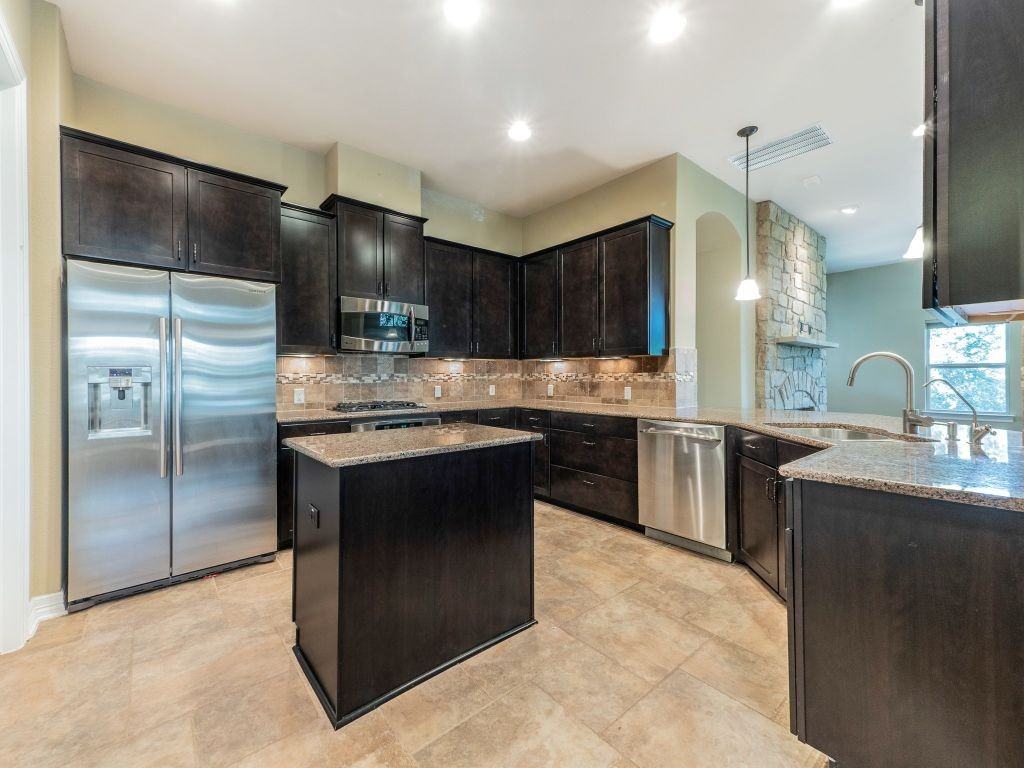 826 San Remo Boulevard #826 - Photo 6 of 25