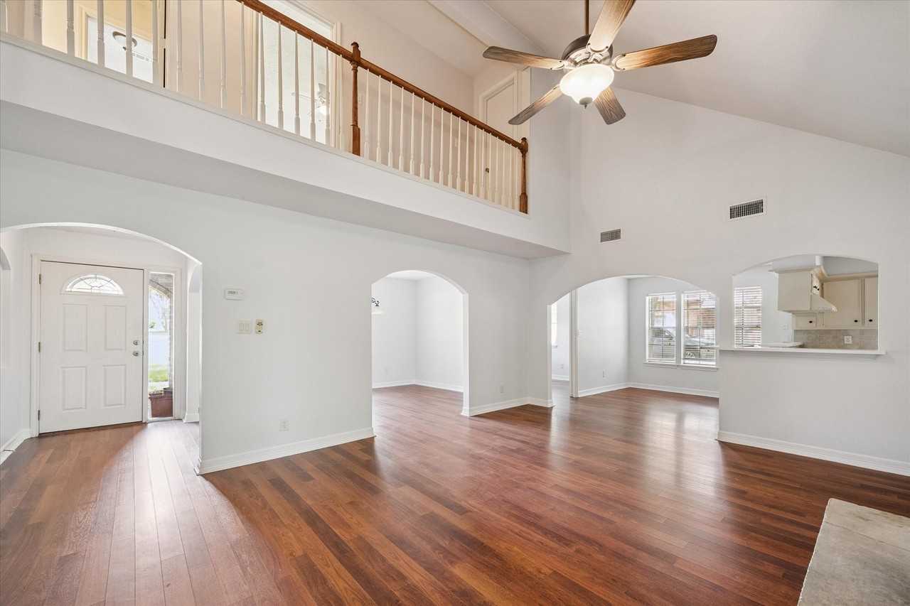 23906 Northcrest Drive #23906 - Photo 6 of 27