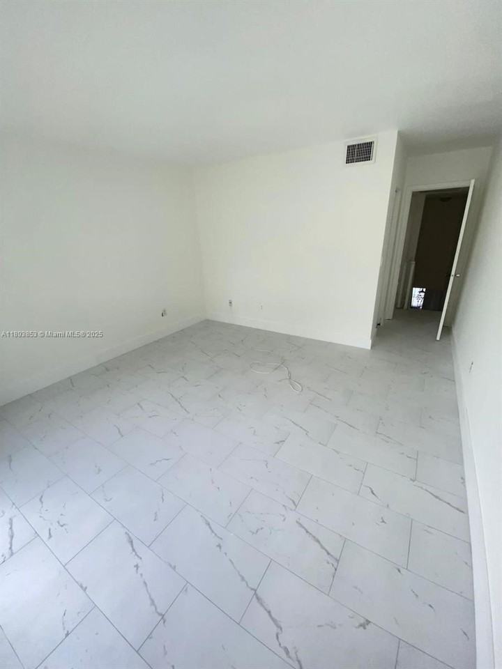 15389 South Dixie Highway #15389-45 - Photo 2 of 5