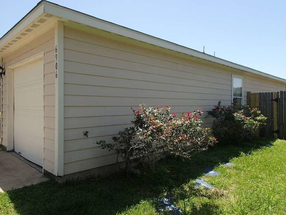 6906 Lost Timber Lane #6906 - Photo 2 of 16