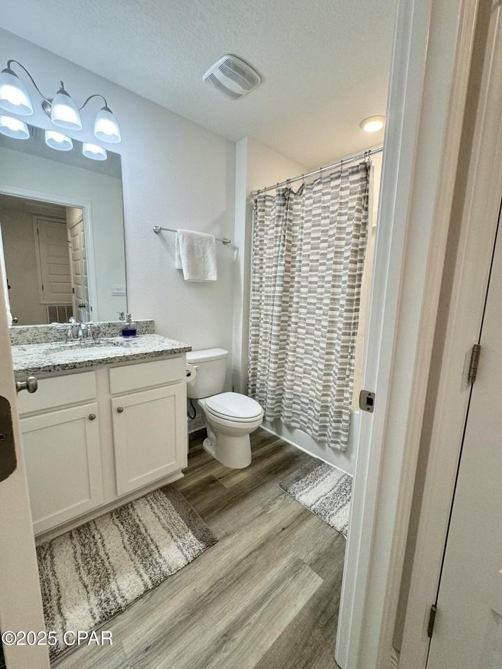 560 Melrose Way #560