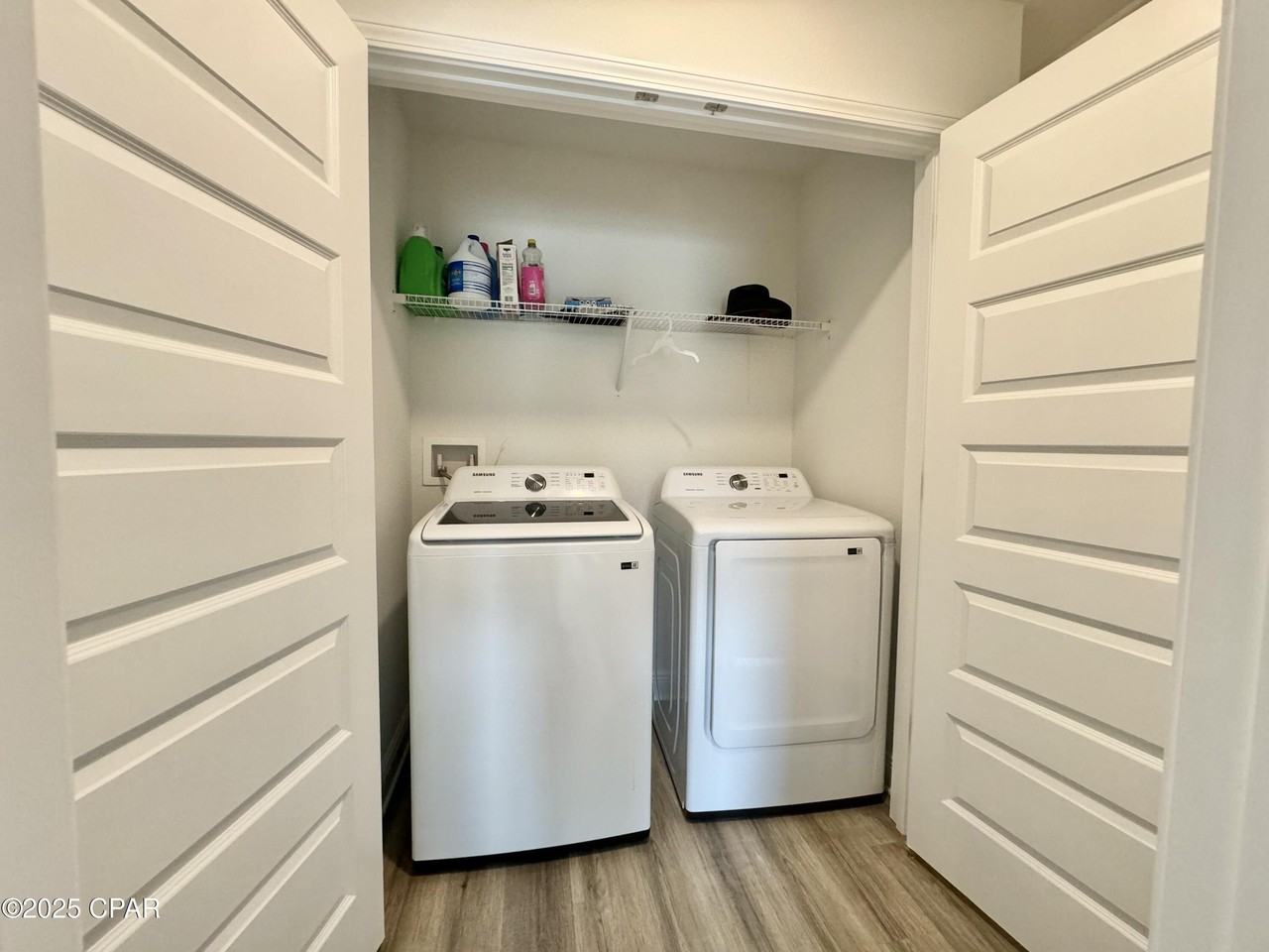 560 Melrose Way #560 - Photo 2 of 28