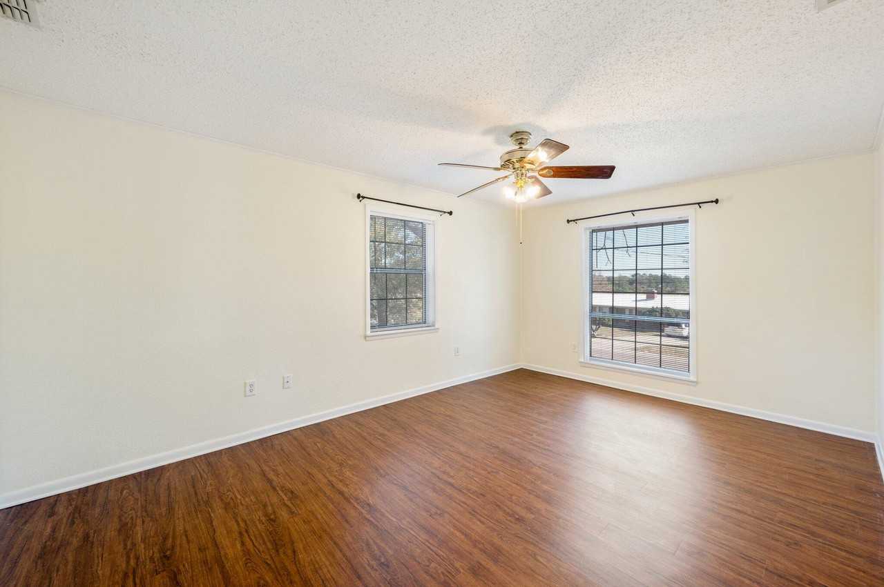770 Lakeview Drive #770 - Photo 2 of 33