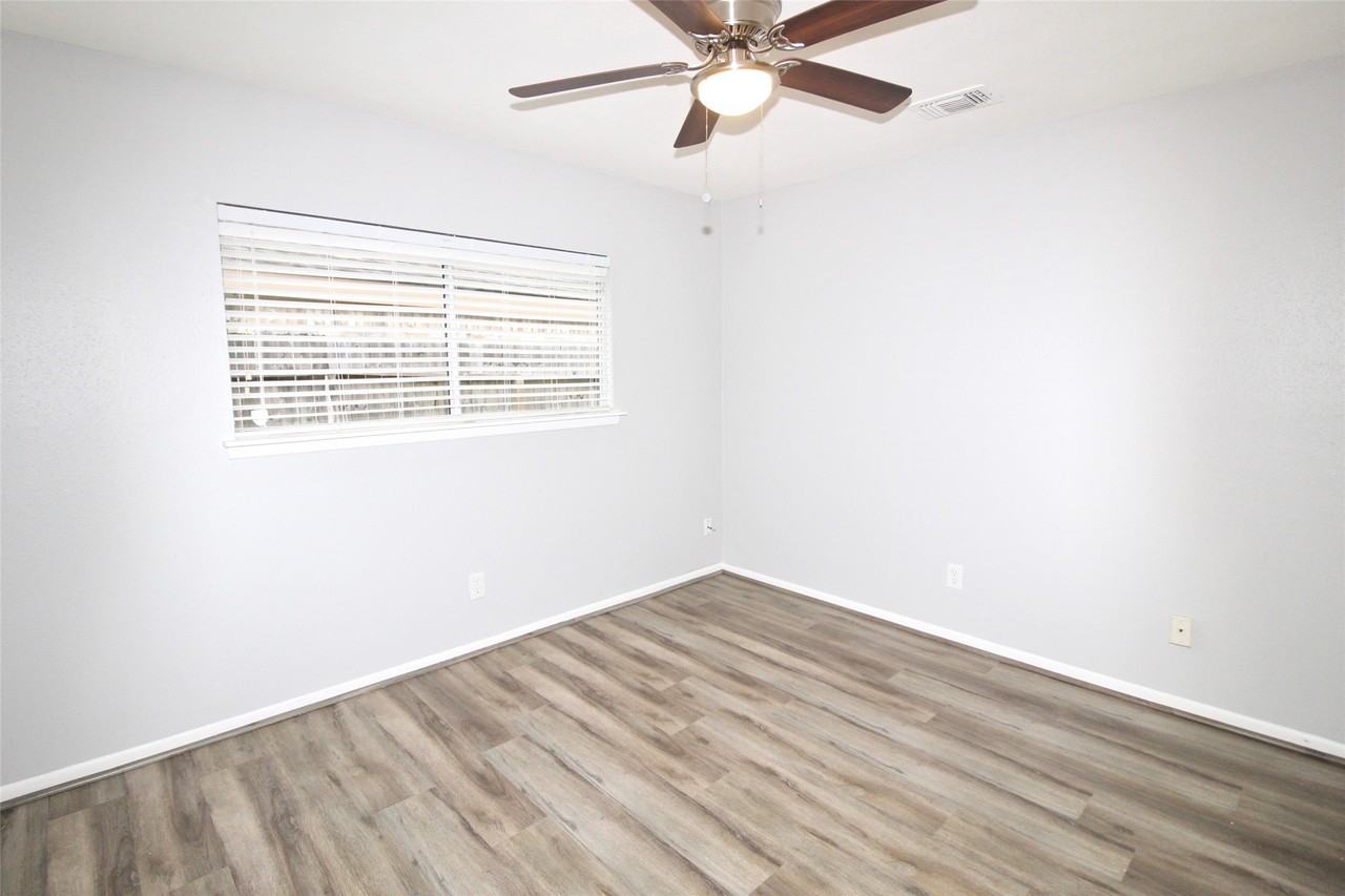 2126 Highland Hills Drive #2126 - Photo 5 of 13