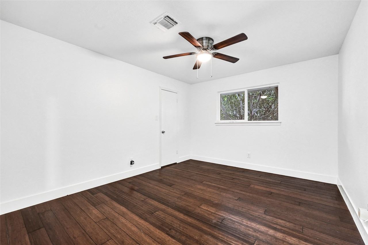 15702 Congo Lane #15702 - Photo 2 of 22