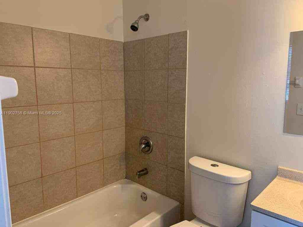 21 Fleming Court #21