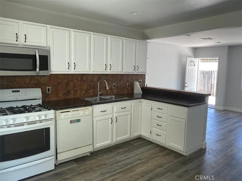 4973 Topanga Canyon Blvd #4973 - Photo 5 of 27