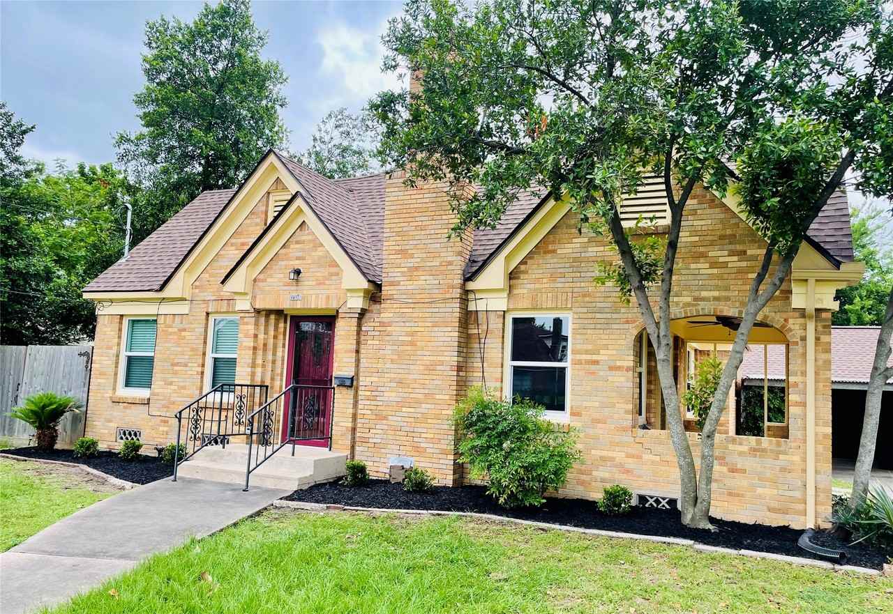 704 Sue Street #704 - Photo 2 of 24