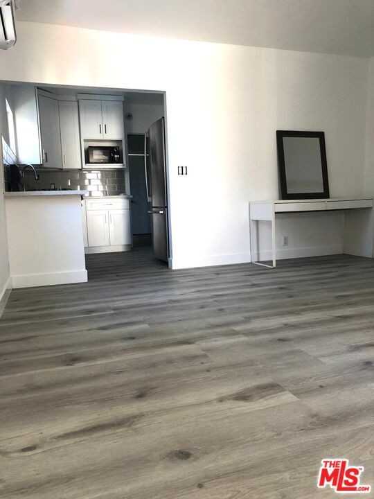 6049 Bellingham Avenue #6049 - Photo 2 of 11