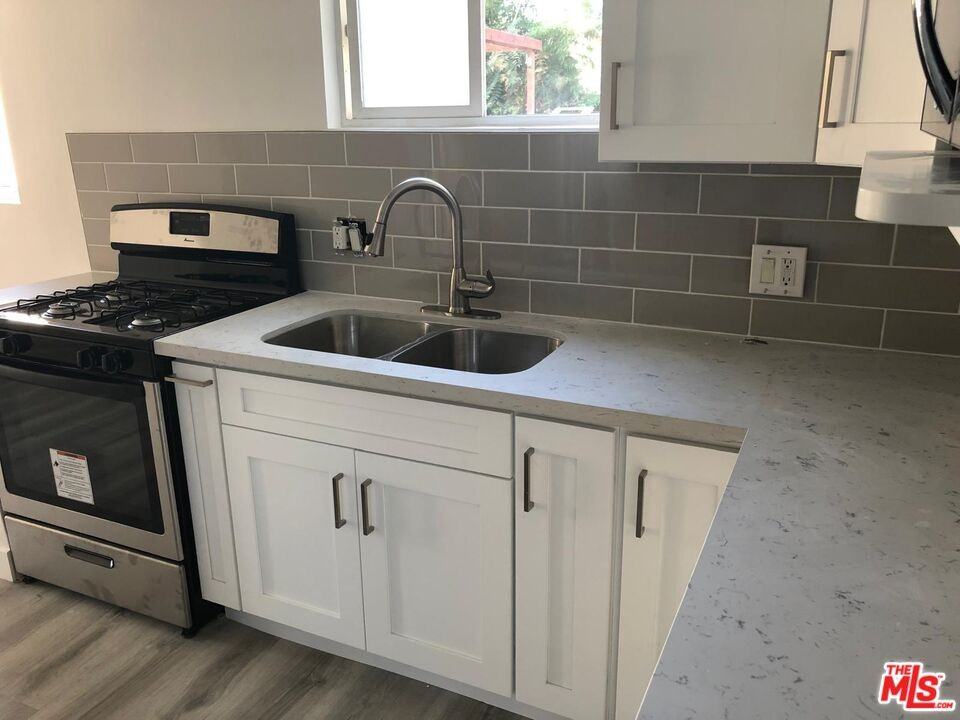 6049 Bellingham Avenue #6049 - Photo 3 of 11