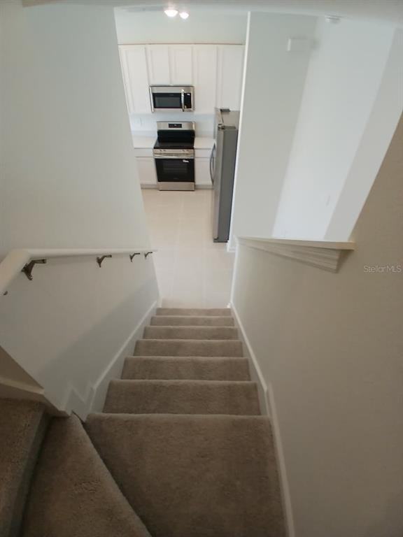 Chromatic Chromatic Chromatic - Photo 4 of 25