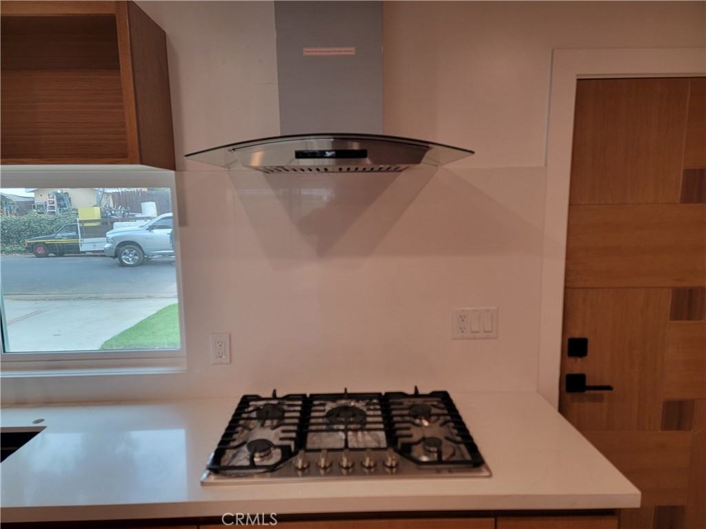 18725 Bassett Street #18725 - Photo 2 of 15