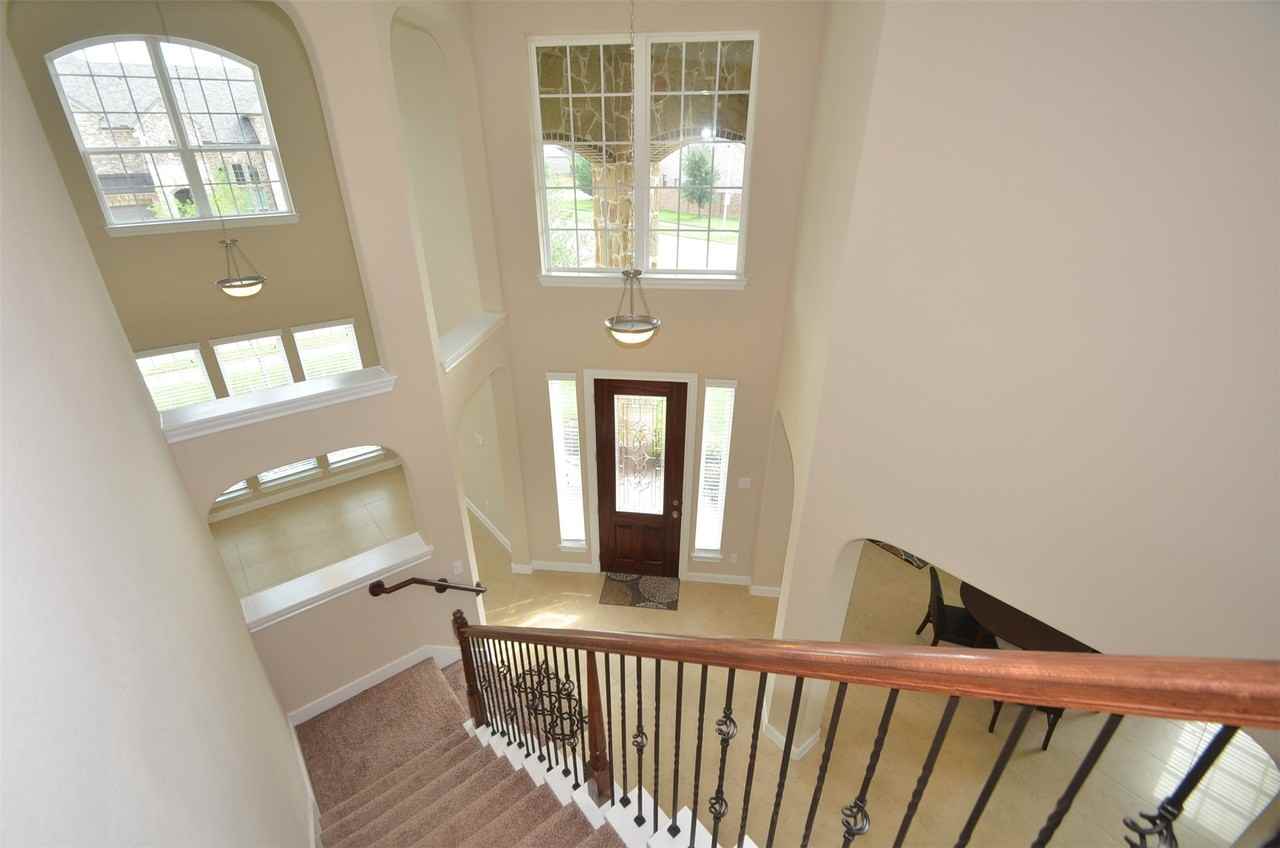 27403 Canyon Reach Dr #27403 - Photo 4 of 50