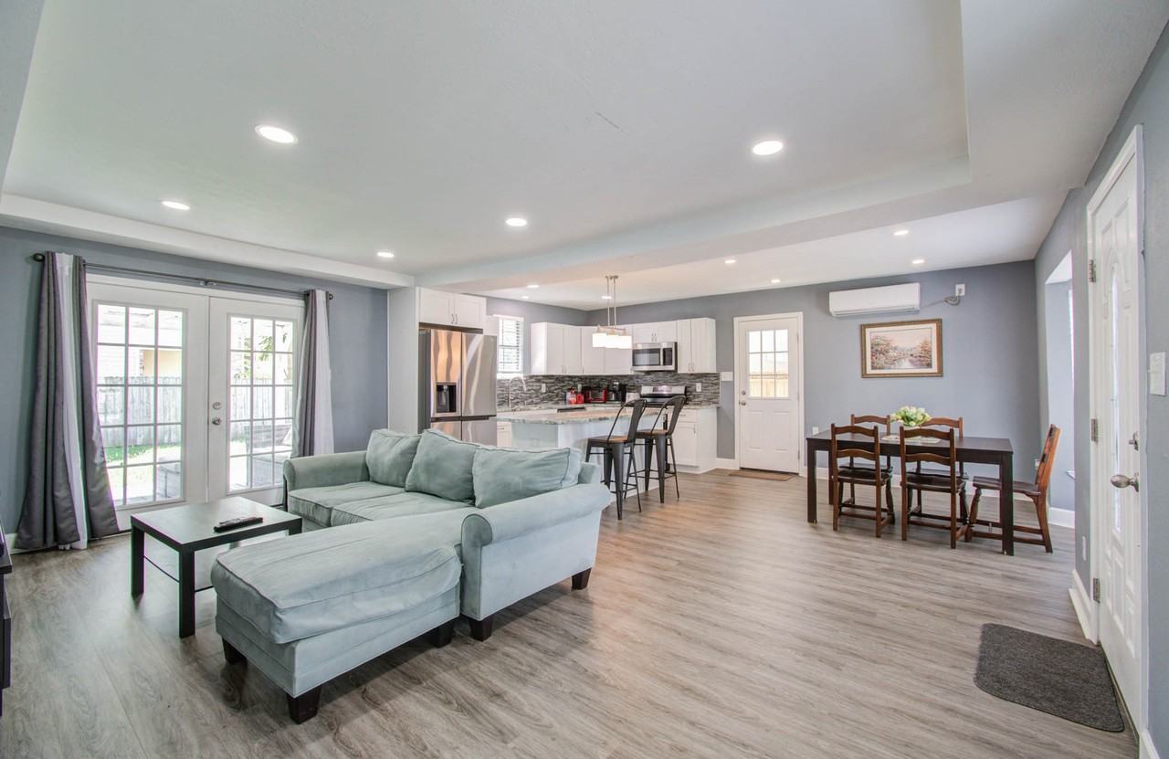 3330 Kelton Street #3330 - Photo 7 of 33