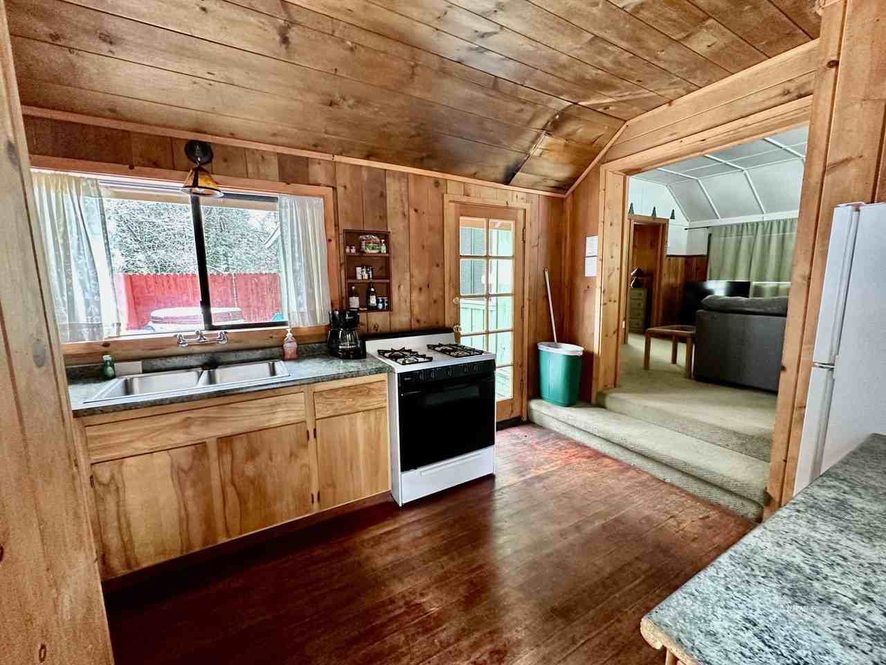 54059 Montgomery St #54059 - Photo 5 of 23