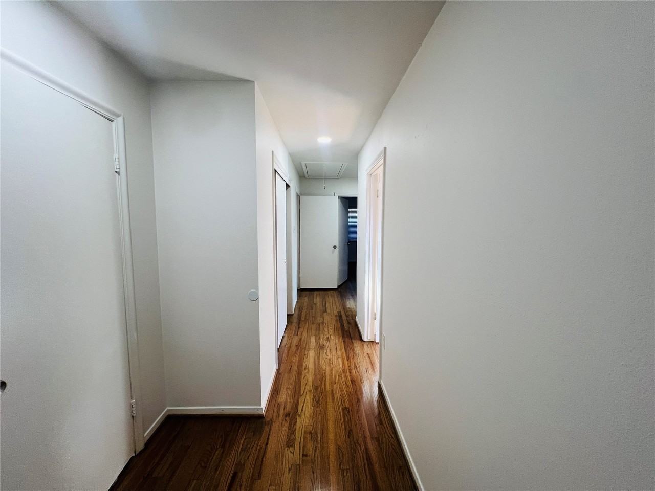 5511 Willowbend Blvd #5511 - Photo 5 of 18