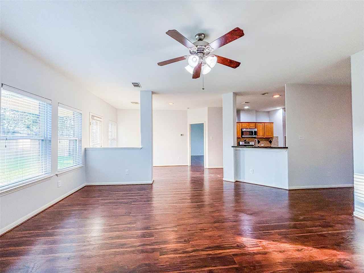 6023 Indian Crk #6023 - Photo 4 of 31