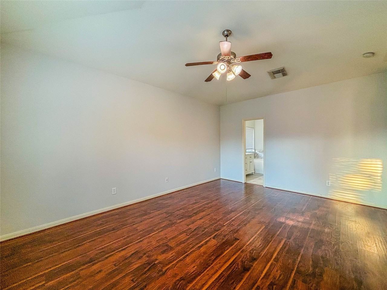 6023 Indian Crk #6023 - Photo 6 of 31