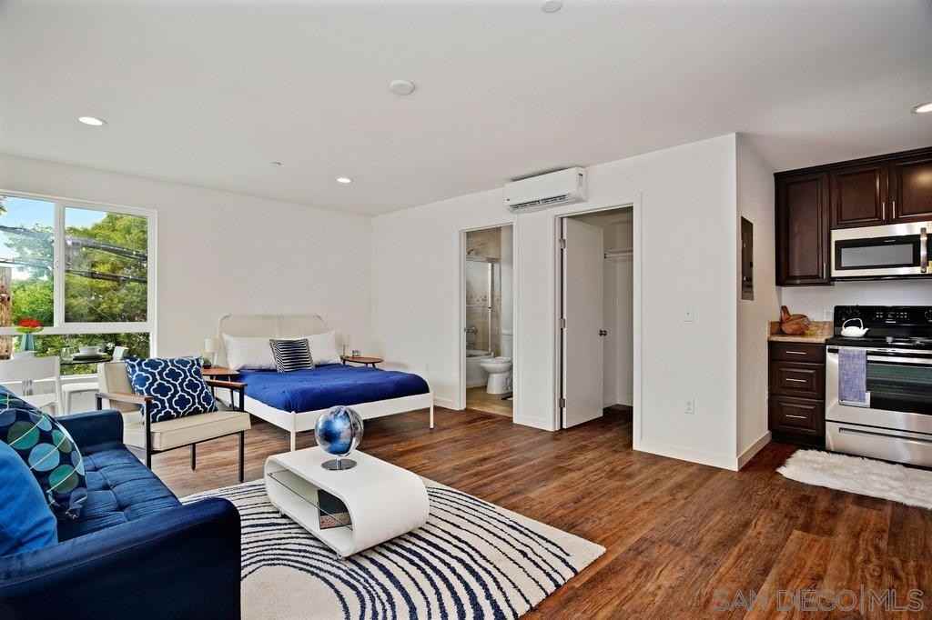 3580 4th Avenue #3580D - Photo 3 of 15