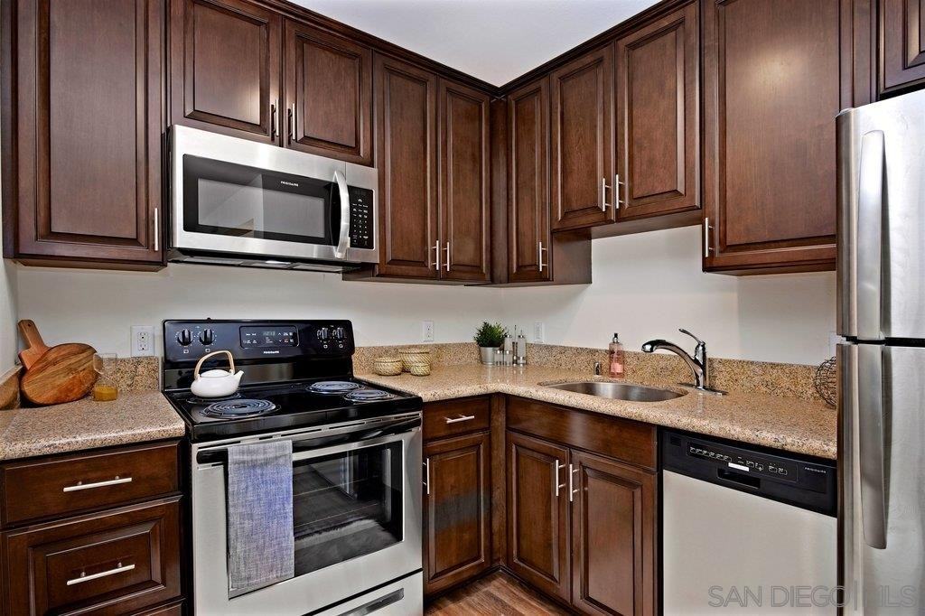 3580 4th Avenue #3580D - Photo 6 of 15